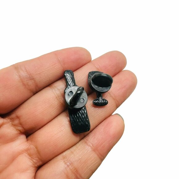 🤩Wine Time And Glass Enamel Brooch Bag Set Wine bottle glass Lapel Pin🤩 - Picture 3 of 5